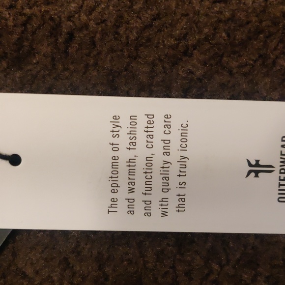 New! FRYE Faux Shearling Mocha brown Vest sz M - Picture 12 of 14